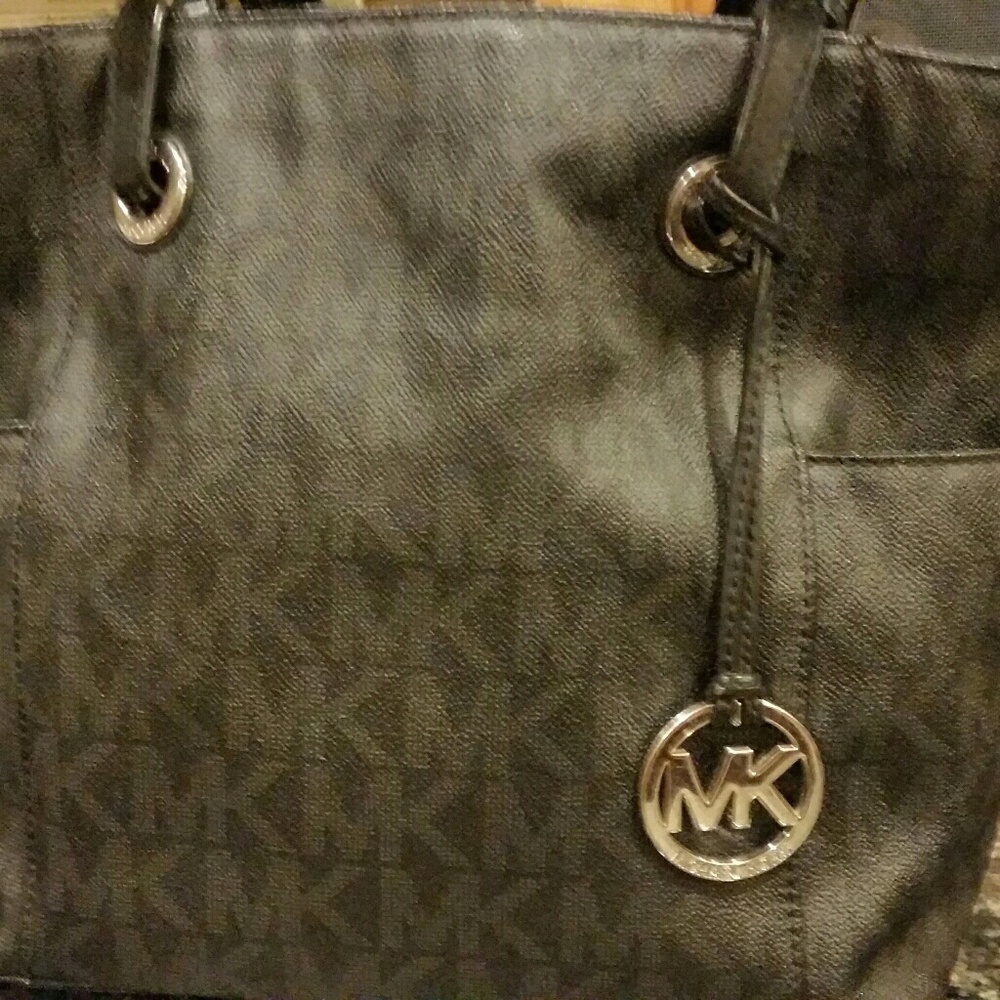 Authentic Michael kors purse Black
